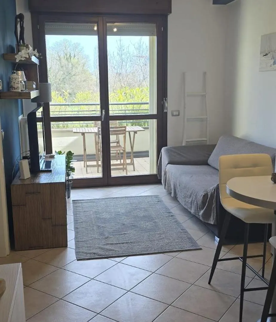 Stromboli Apartment ラヴェンナ