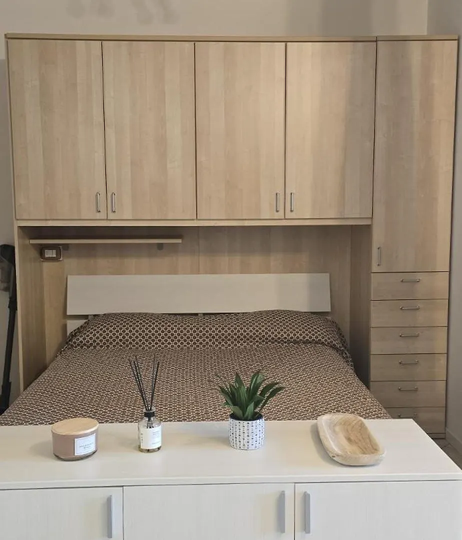 Stromboli Apartment ラヴェンナ 0*,